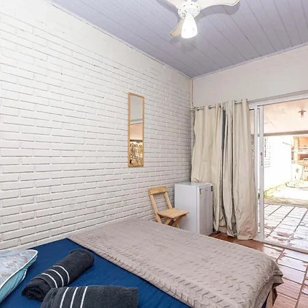Memora Guesthouse Pontal Do Parana - Suite A Duas Quadras Da Praia E Perto Da Ilha Do Mel Exterior photo