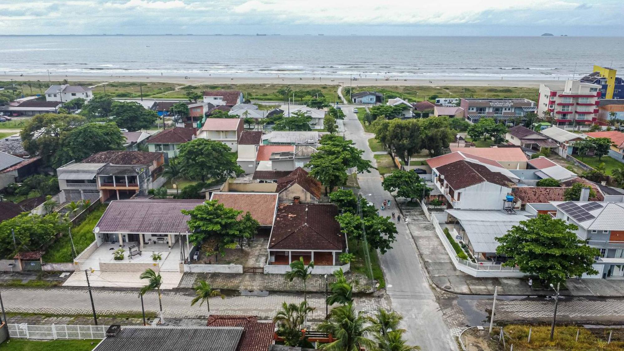 Memora - A Duas Quadras Da E Perto Da Ilha Do Mel Homestay Pontal do Parana