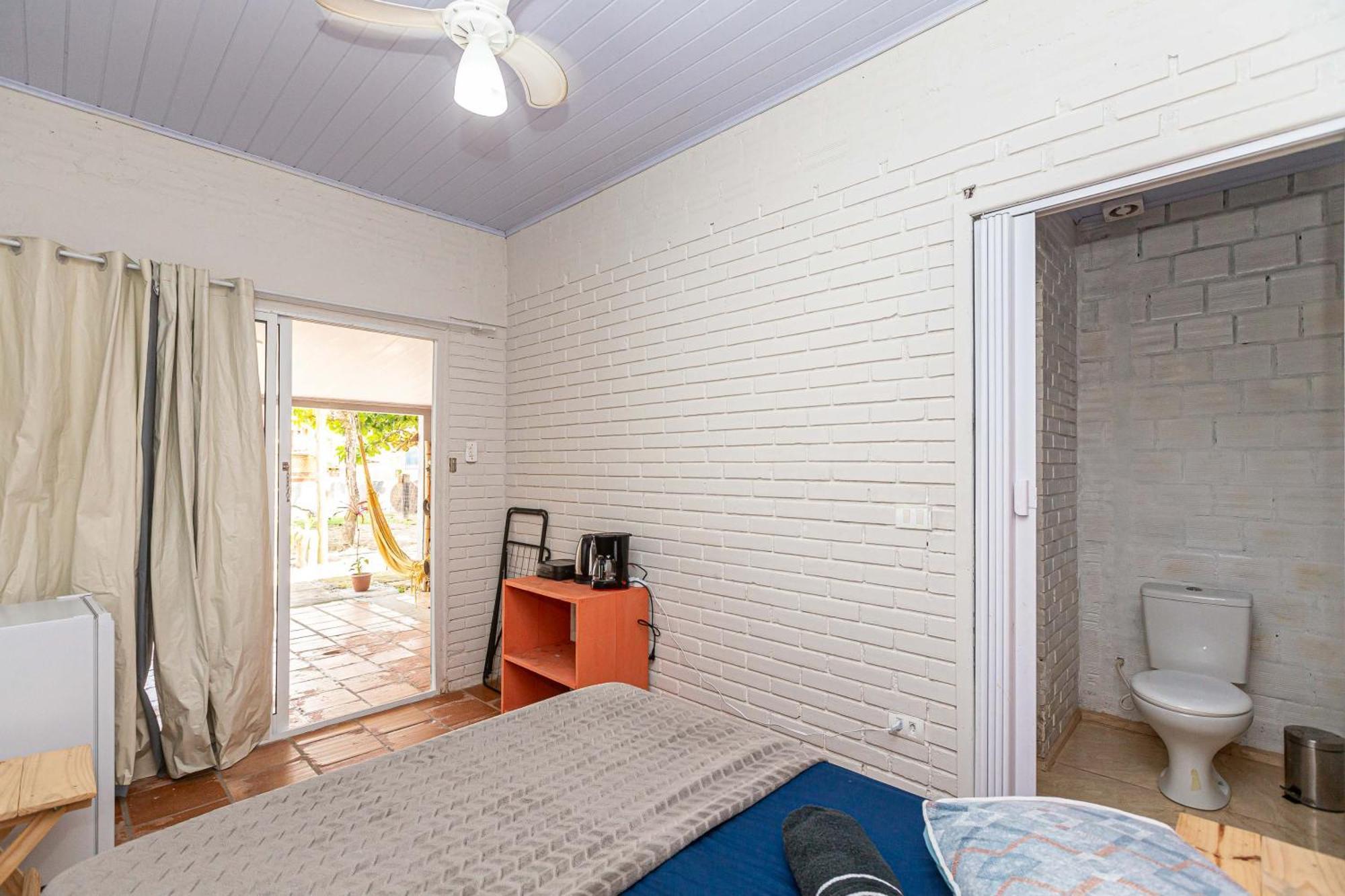 Homestay Memora - A Duas Quadras Da E Perto Da Ilha Do Mel Pontal do Parana
